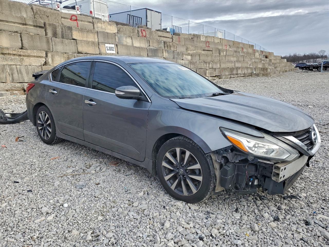 2016 NISSAN ALTIMA 2.5 photo 4