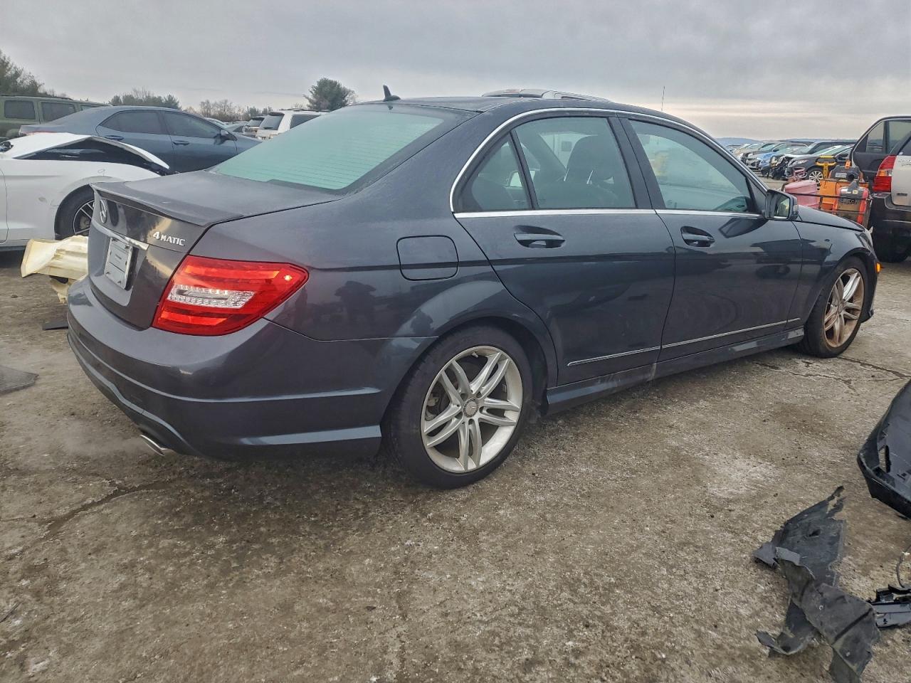 2013 MERCEDES-BENZ C 300 4MATIC photo 3