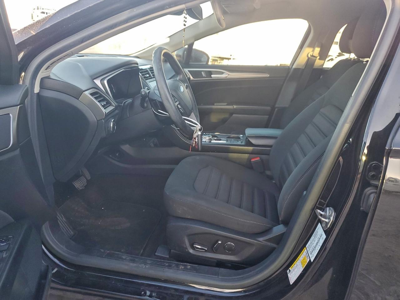 2019 FORD FUSION SE photo 7