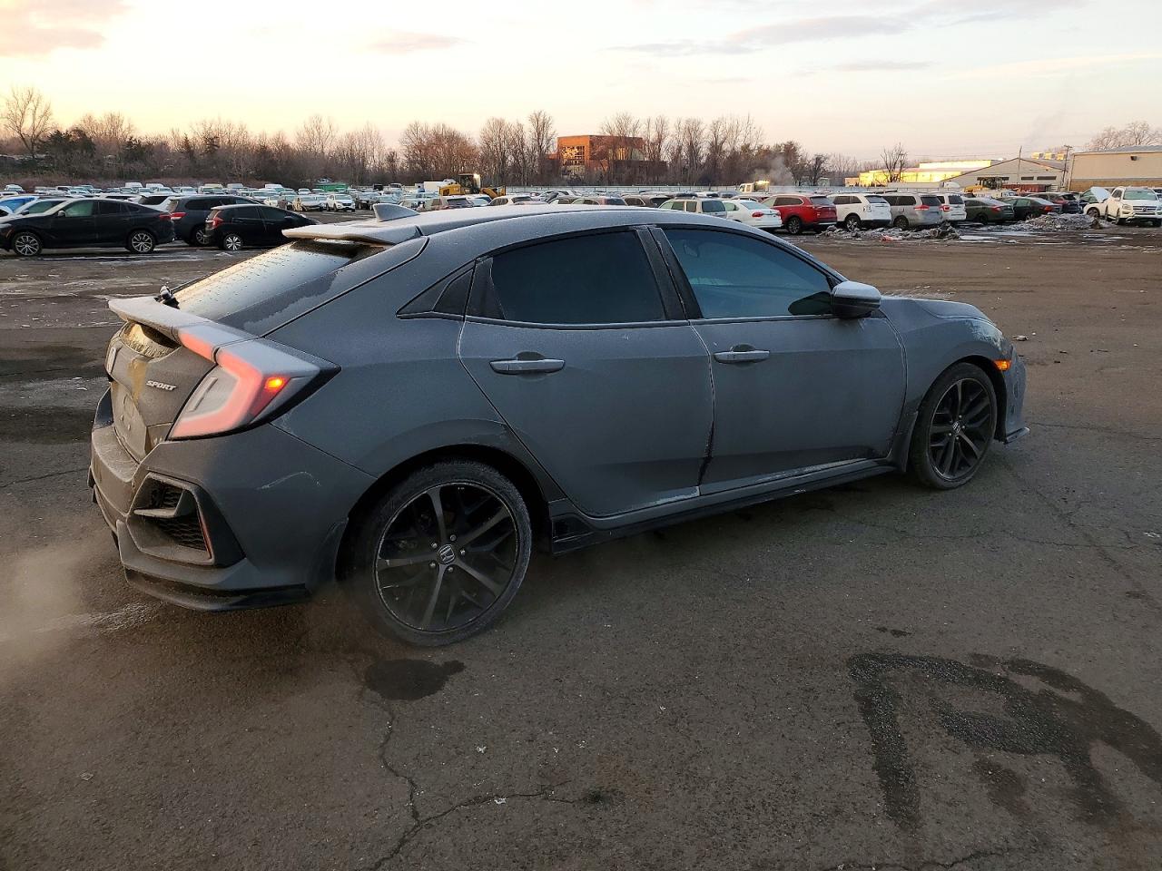 2020 HONDA CIVIC SPORT photo 5
