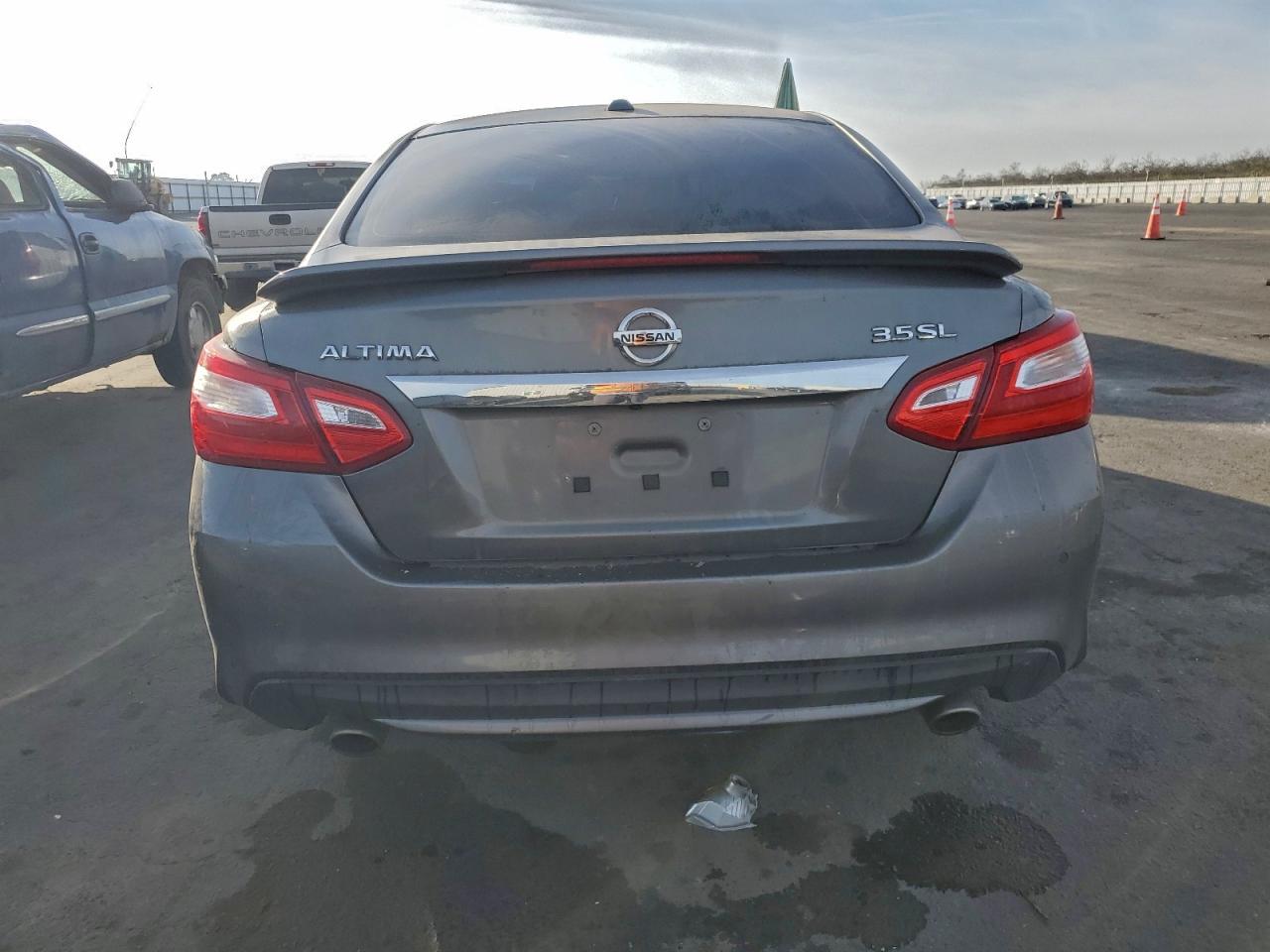 2016 NISSAN ALTIMA 3.5SL photo 11