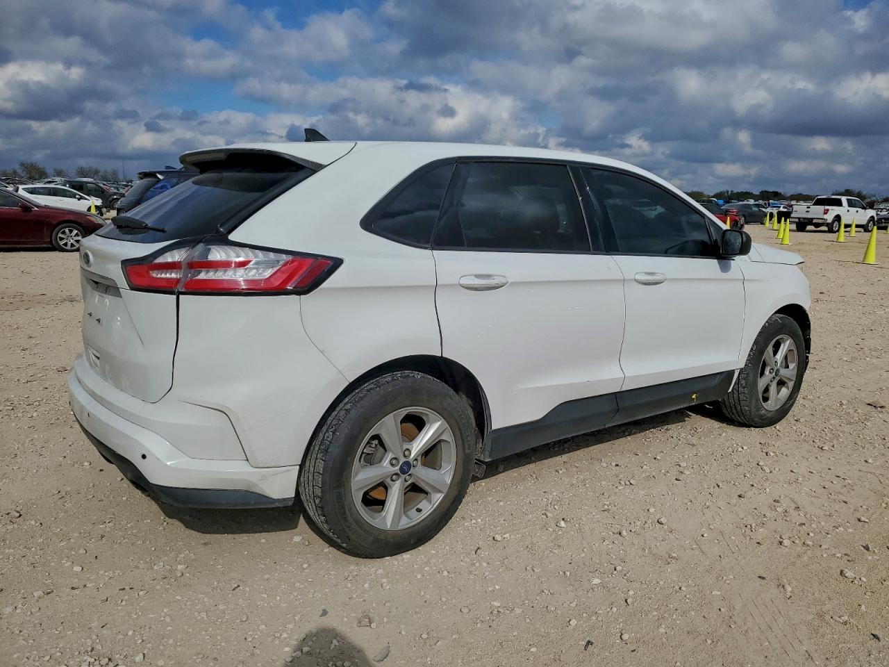 2020 FORD EDGE SE photo 3