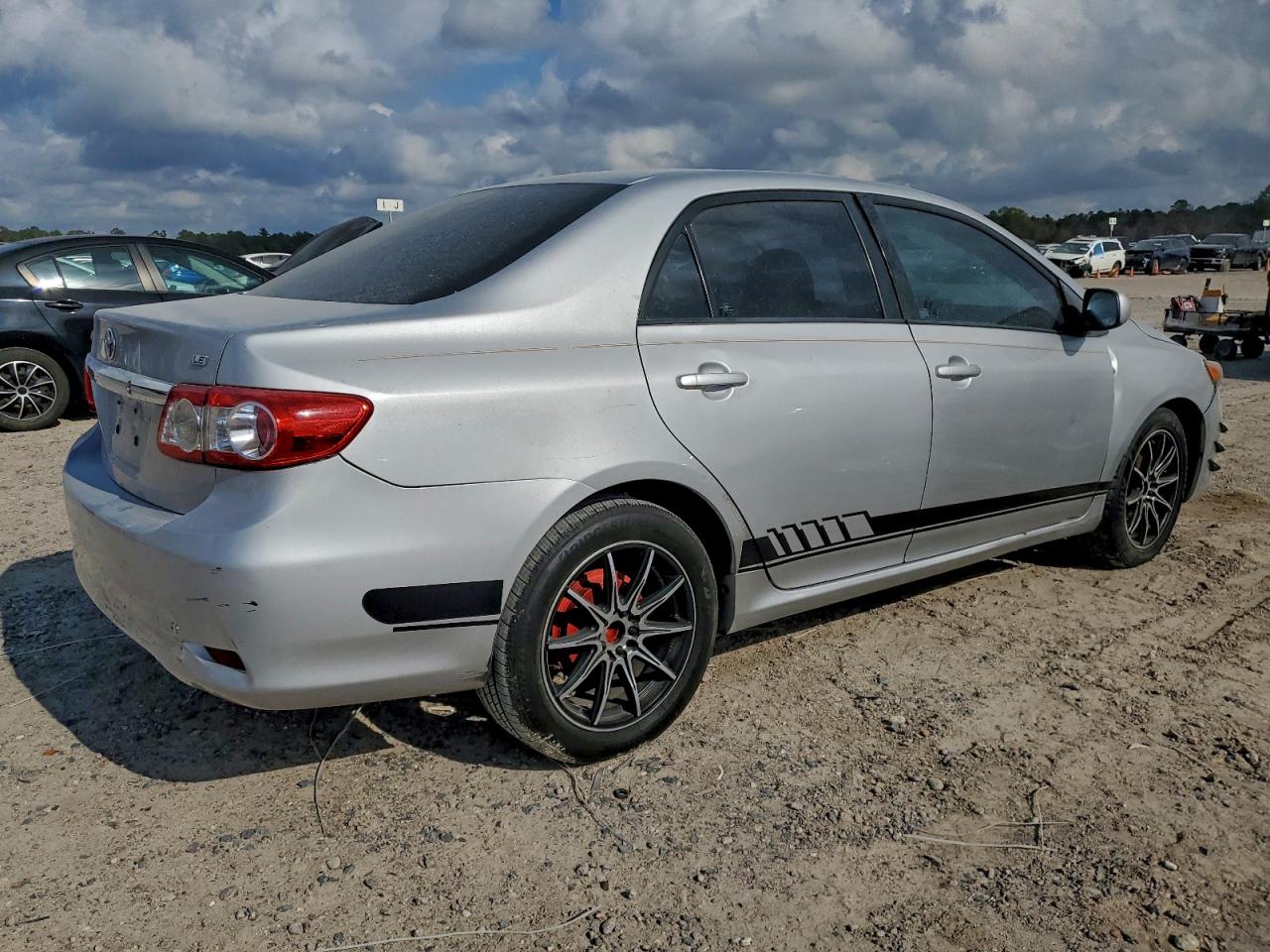 2011 TOYOTA COROLLA BASE photo 3