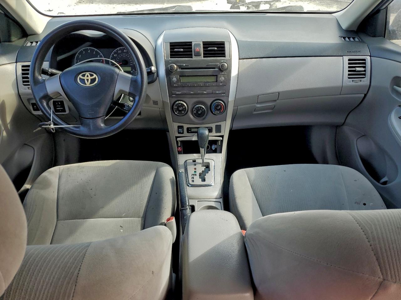 2011 TOYOTA COROLLA BASE photo 8