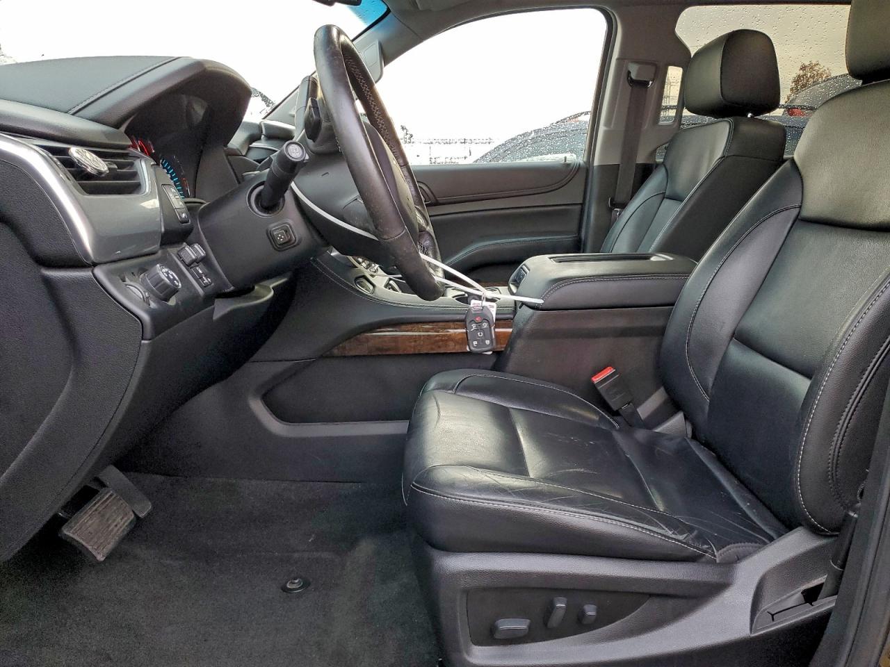 2018 CHEVROLET SUBURBAN C1500 LT photo 13