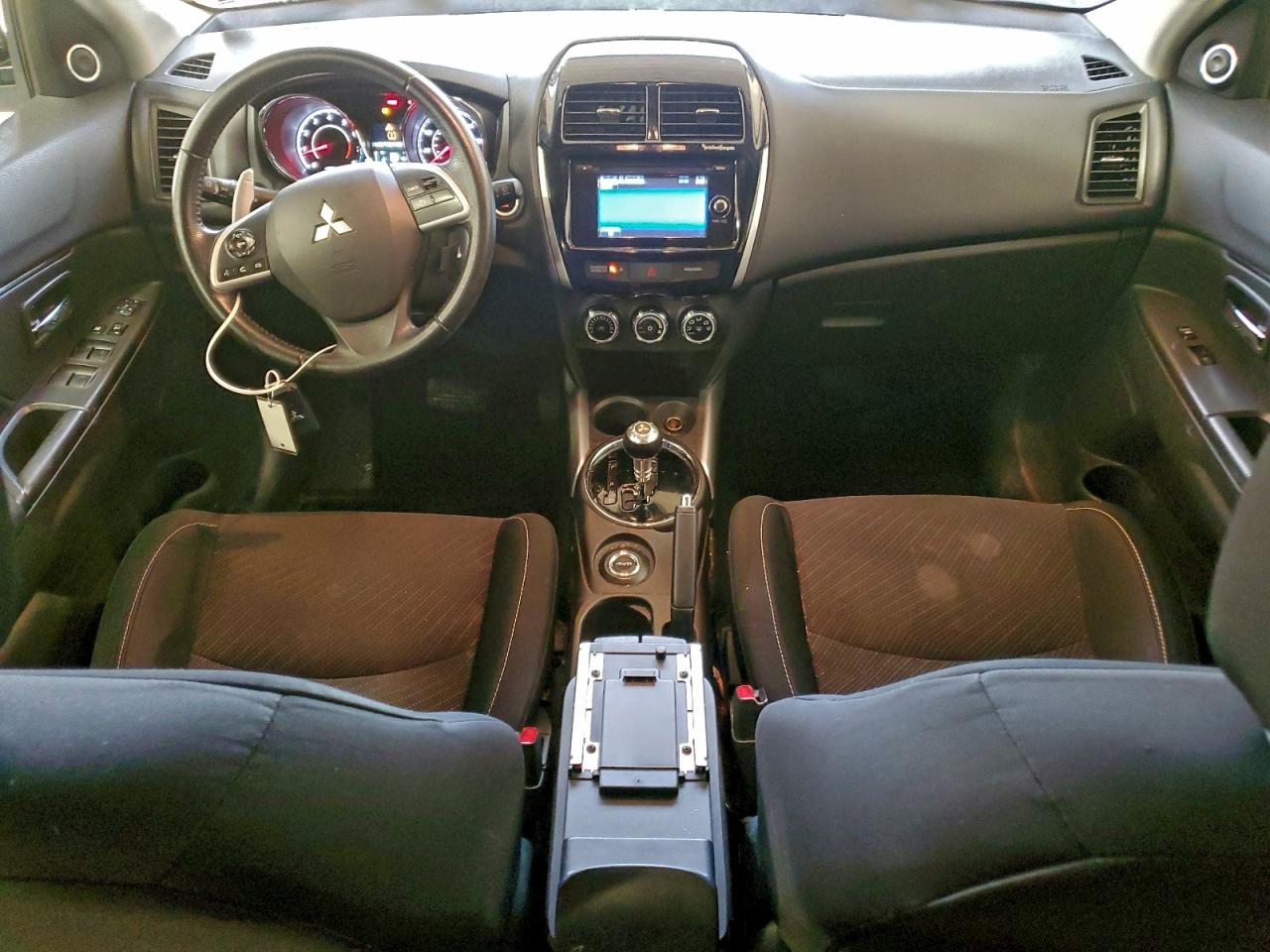 2014 MITSUBISHI OUTLANDER SPORT SE photo 8