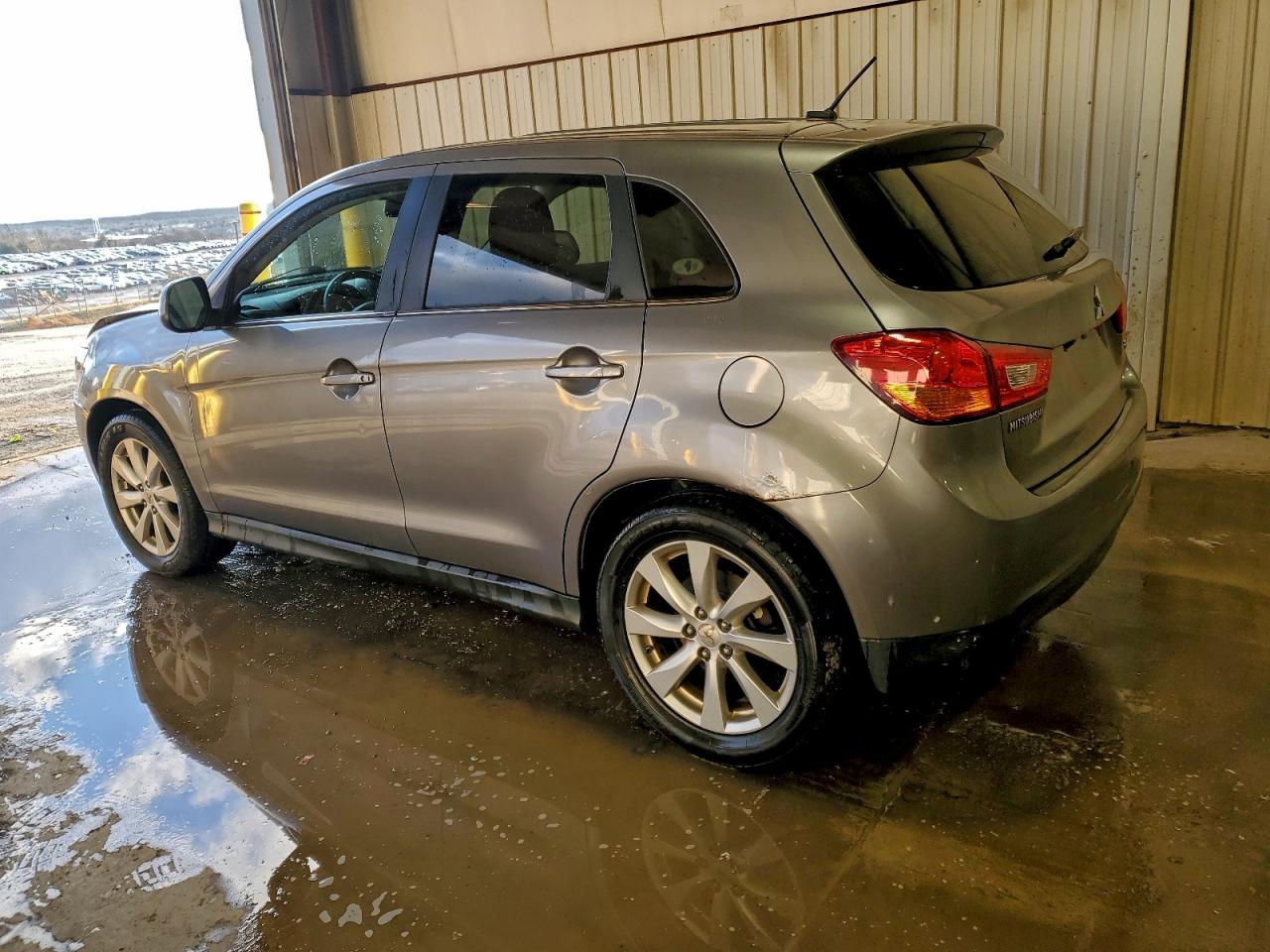 2014 MITSUBISHI OUTLANDER SPORT SE photo 2