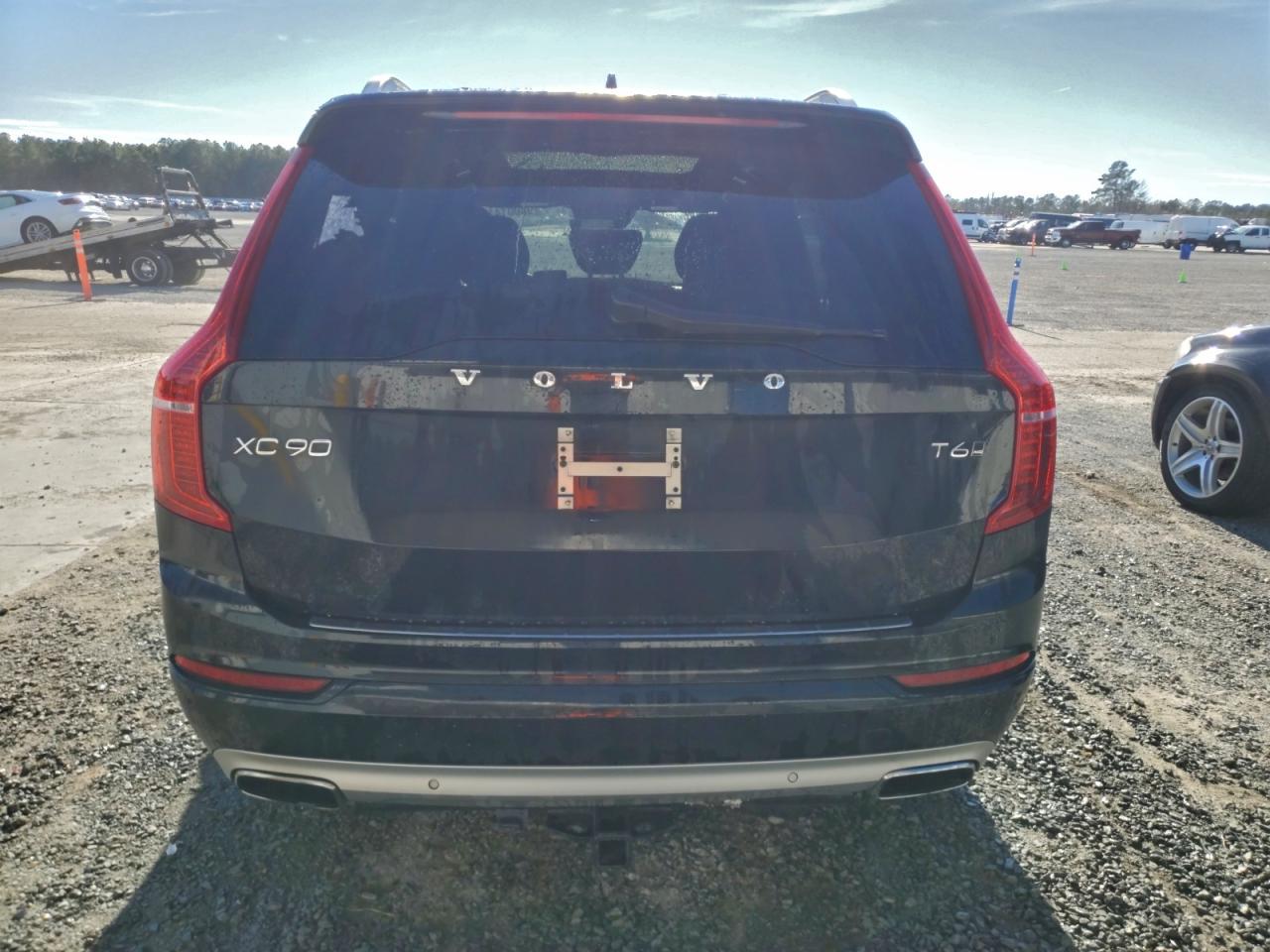 2016 VOLVO XC90 T6 photo 6