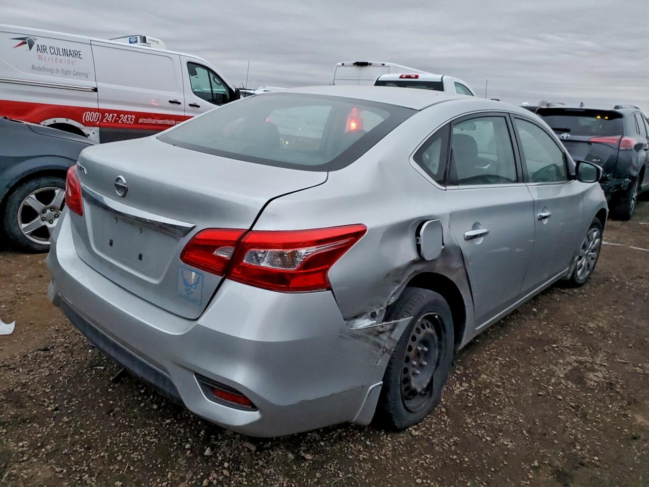 2016 NISSAN SENTRA S photo 3