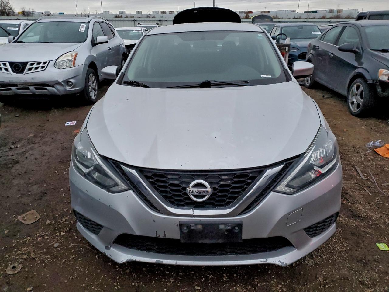 2016 NISSAN SENTRA S photo 5