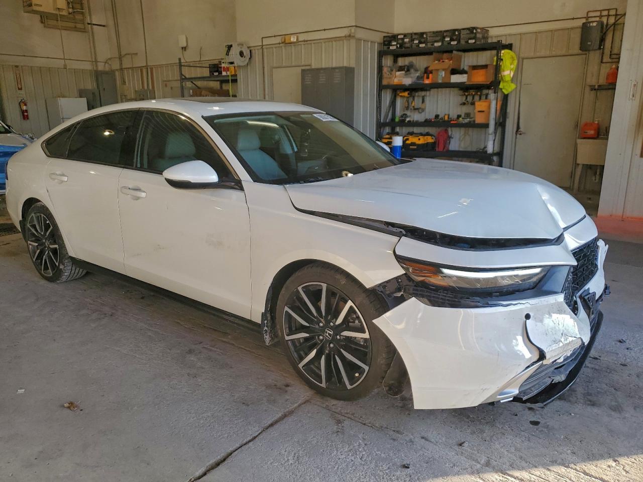 2024 HONDA ACCORD TOURING HYBRID photo 4