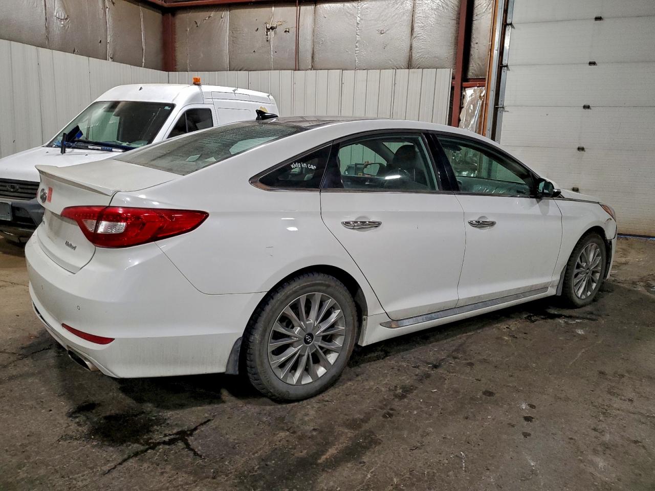 2015 HYUNDAI SONATA SPORT photo 3