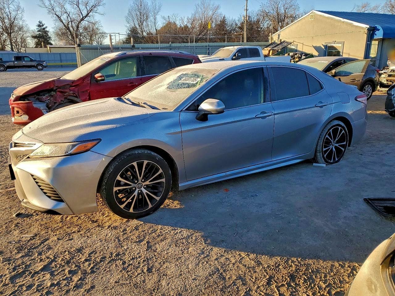 2020 TOYOTA CAMRY