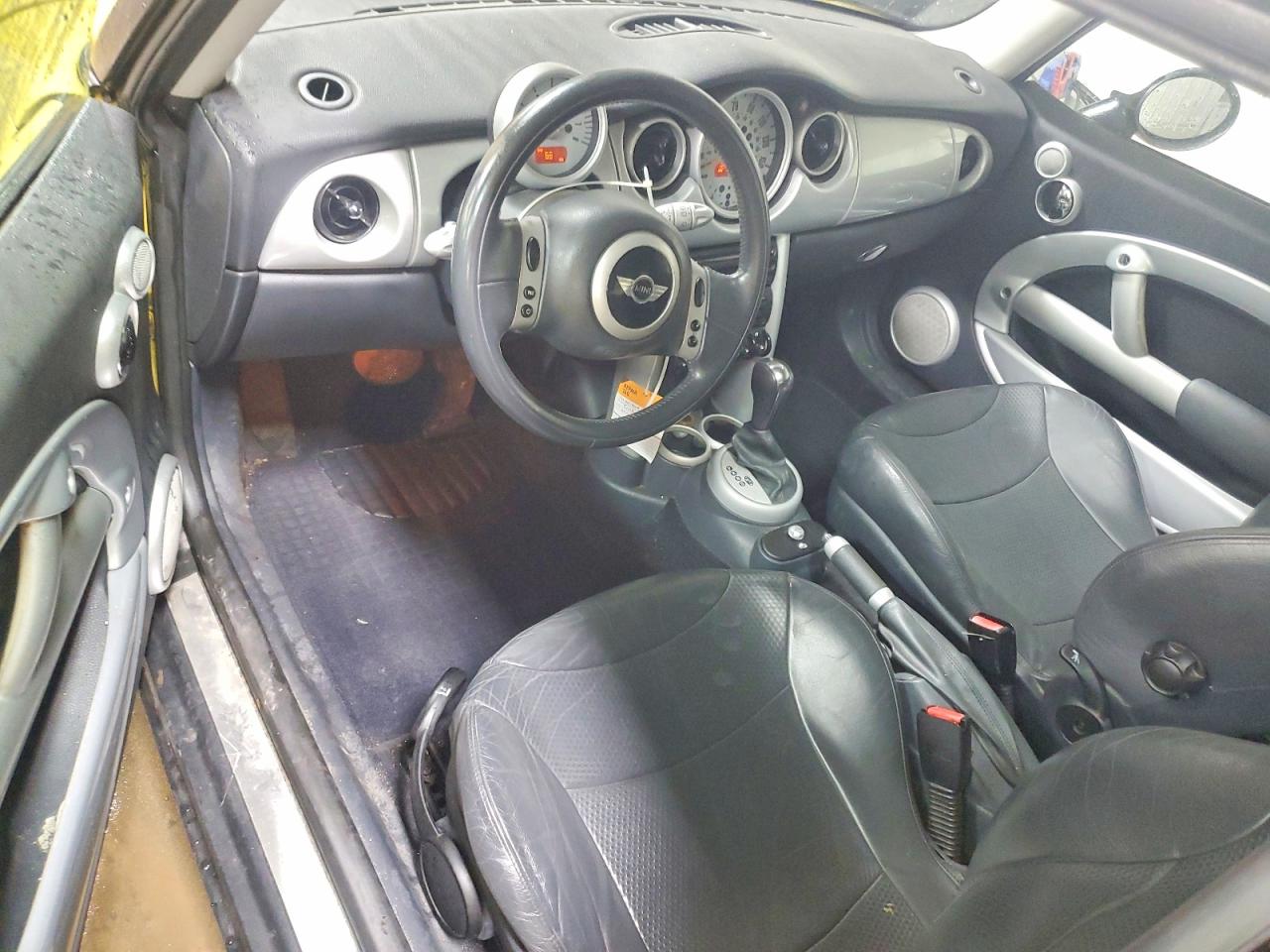 2002 MINI COOPER photo 8