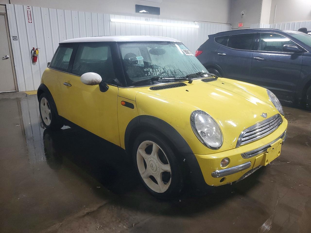 2002 MINI COOPER photo 4