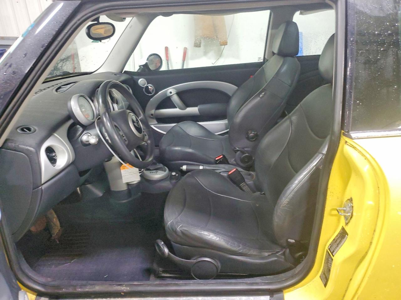 2002 MINI COOPER photo 7