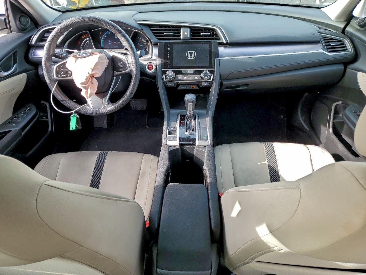 2016 HONDA CIVIC EX photo 8