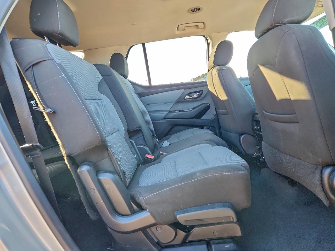 2020 CHEVROLET TRAVERSE LT photo 11