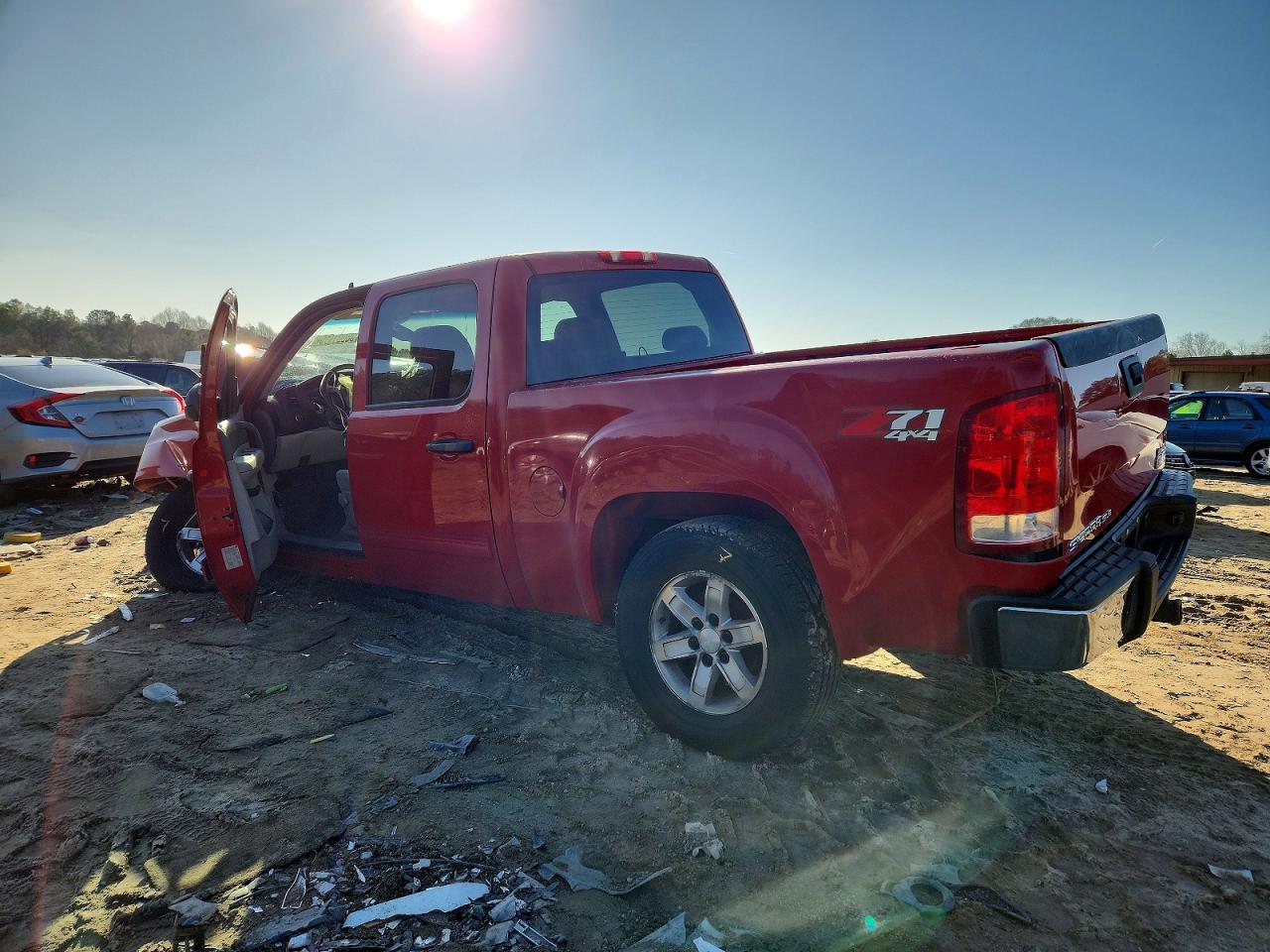 2007 GMC NEW SIERRA K1500 photo 2