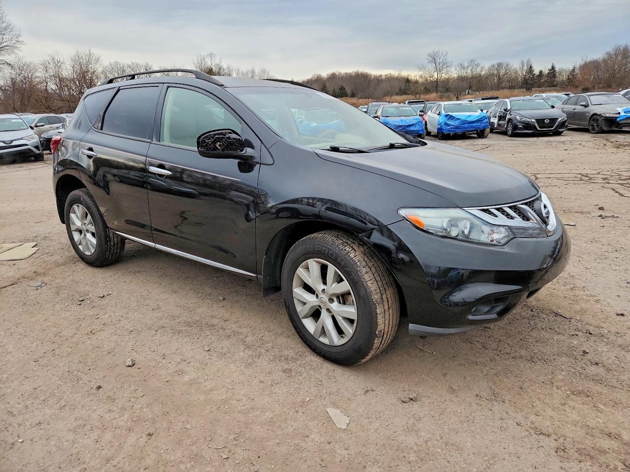 2014 NISSAN MURANO S photo 4