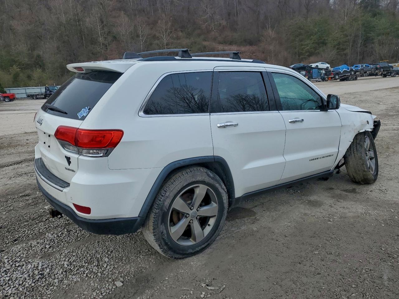 2015 JEEP GRAND CHEROKEE LIMITED photo 3