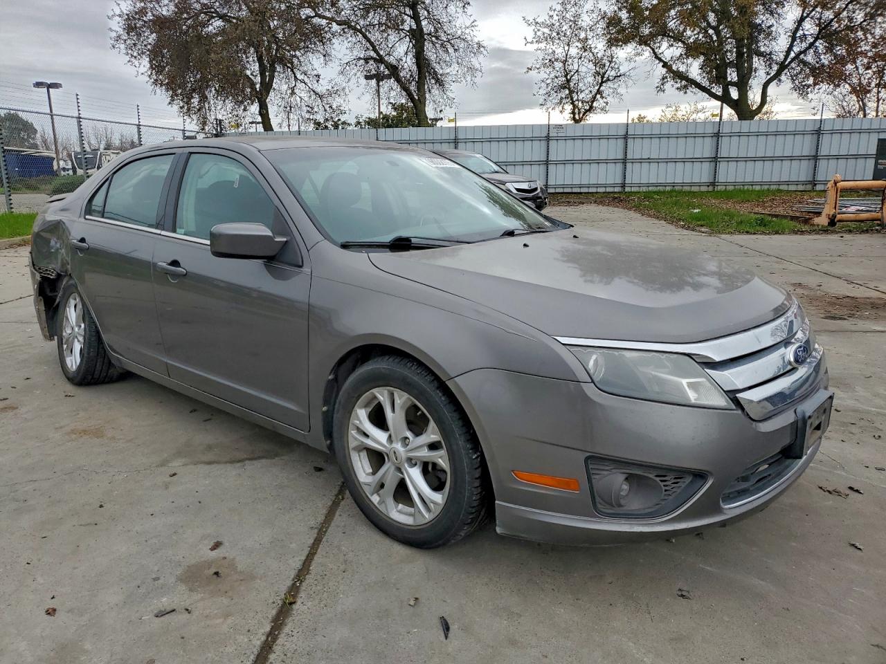 2012 FORD FUSION SE photo 4