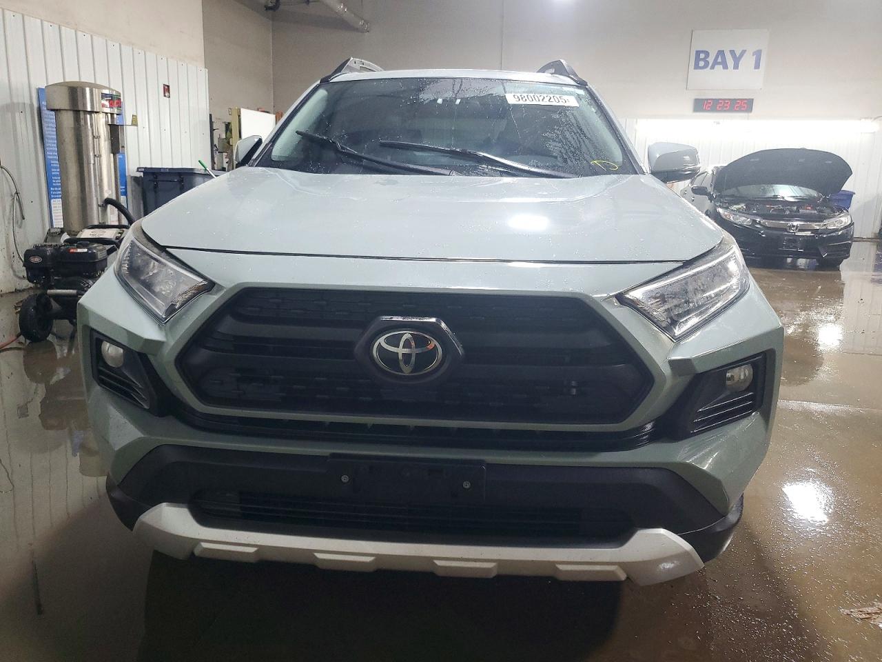 2019 TOYOTA RAV4 ADVENTURE photo 5