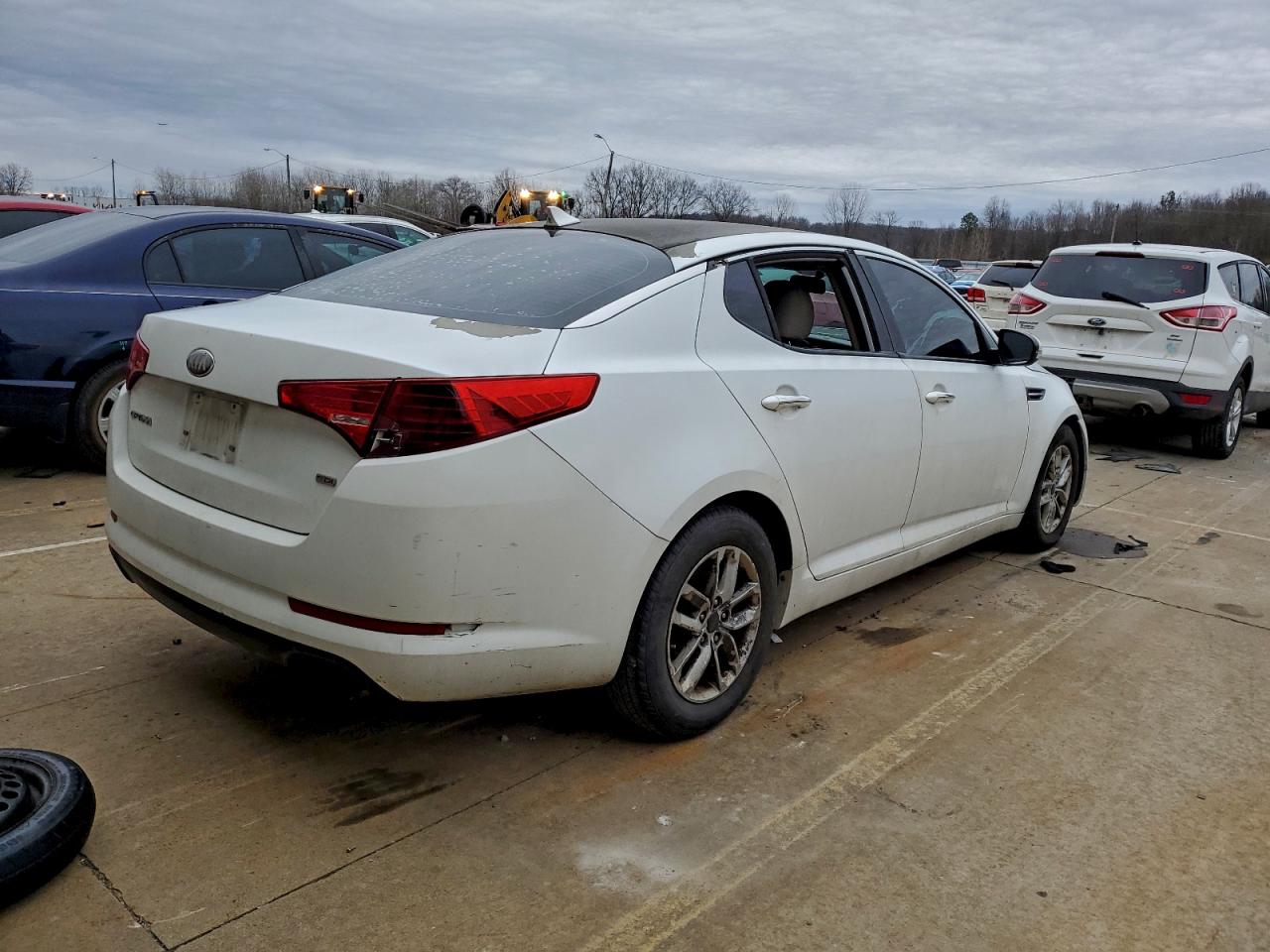 2013 KIA OPTIMA LX photo 3