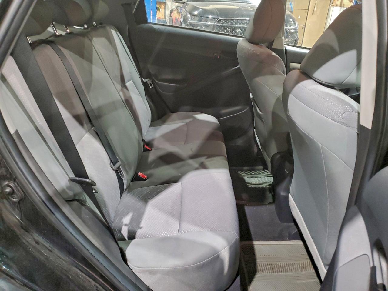 2010 TOYOTA COROLLA MATRIX photo 10