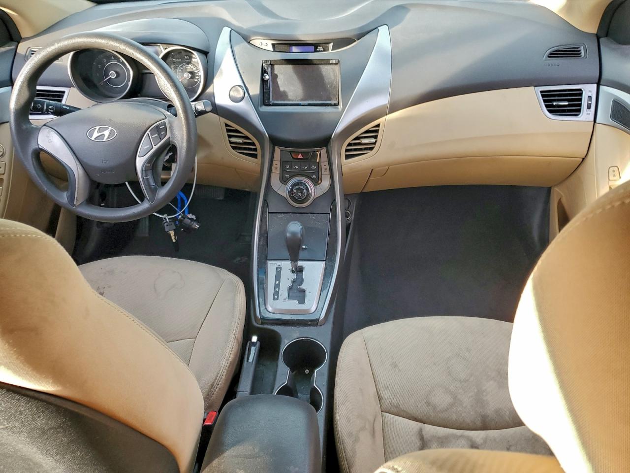2013 HYUNDAI ELANTRA GLS photo 8