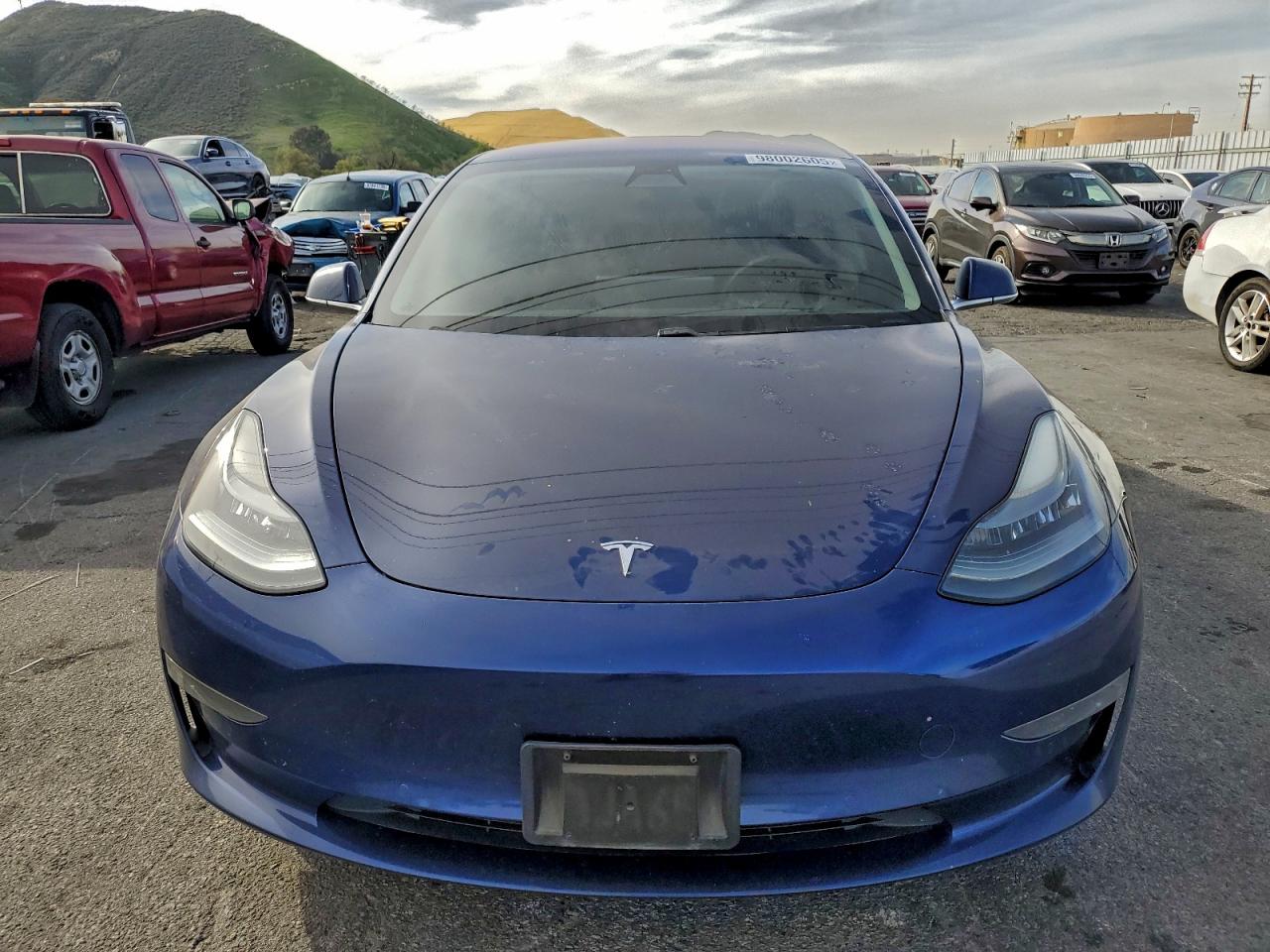 2018 TESLA MODEL 3 photo 5
