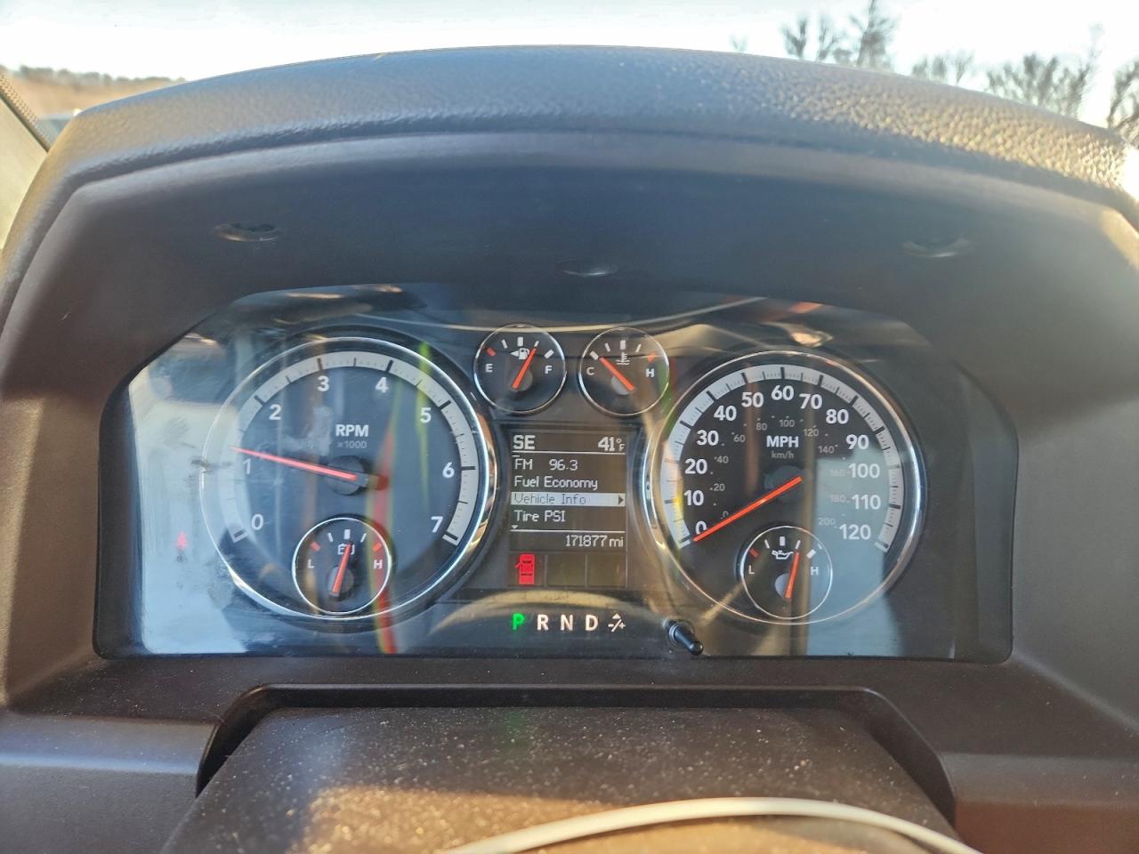 2010 DODGE RAM 1500 photo 9