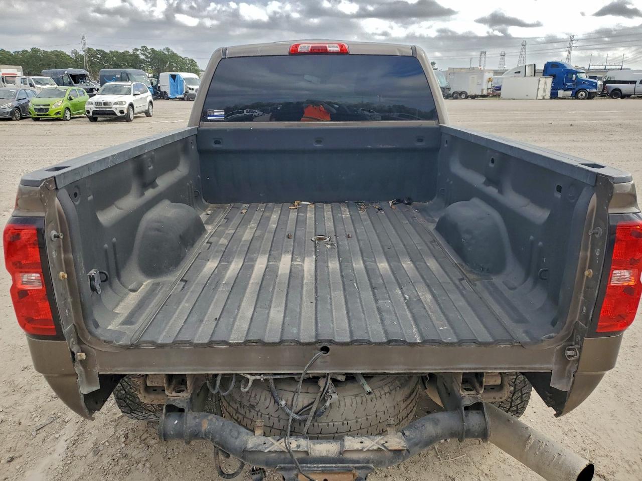 2015 CHEVROLET SILVERADO K2500 HEAVY DUTY LTZ photo 10
