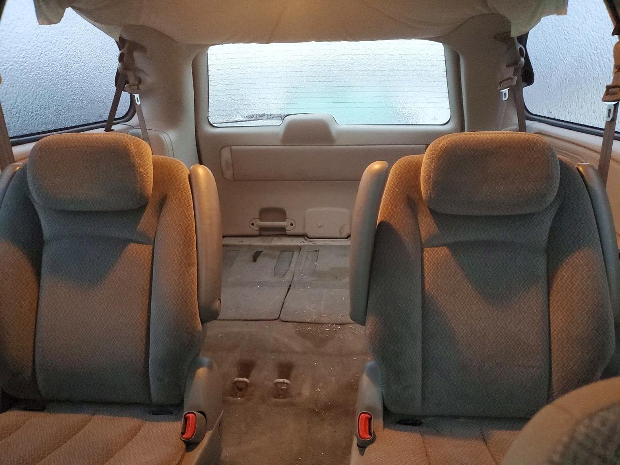 2005 CHRYSLER TOWN & COUNTRY LX photo 28