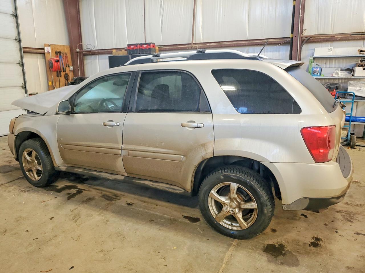 2008 PONTIAC TORRENT photo 2