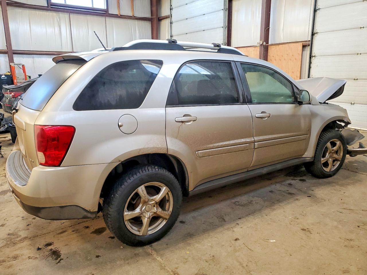 2008 PONTIAC TORRENT photo 3