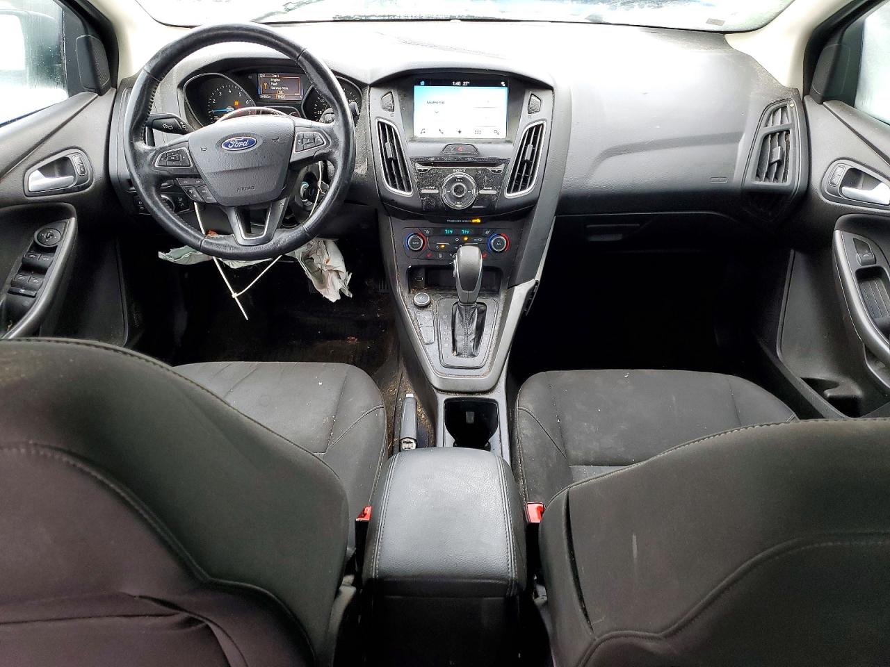 2017 FORD FOCUS SEL photo 8