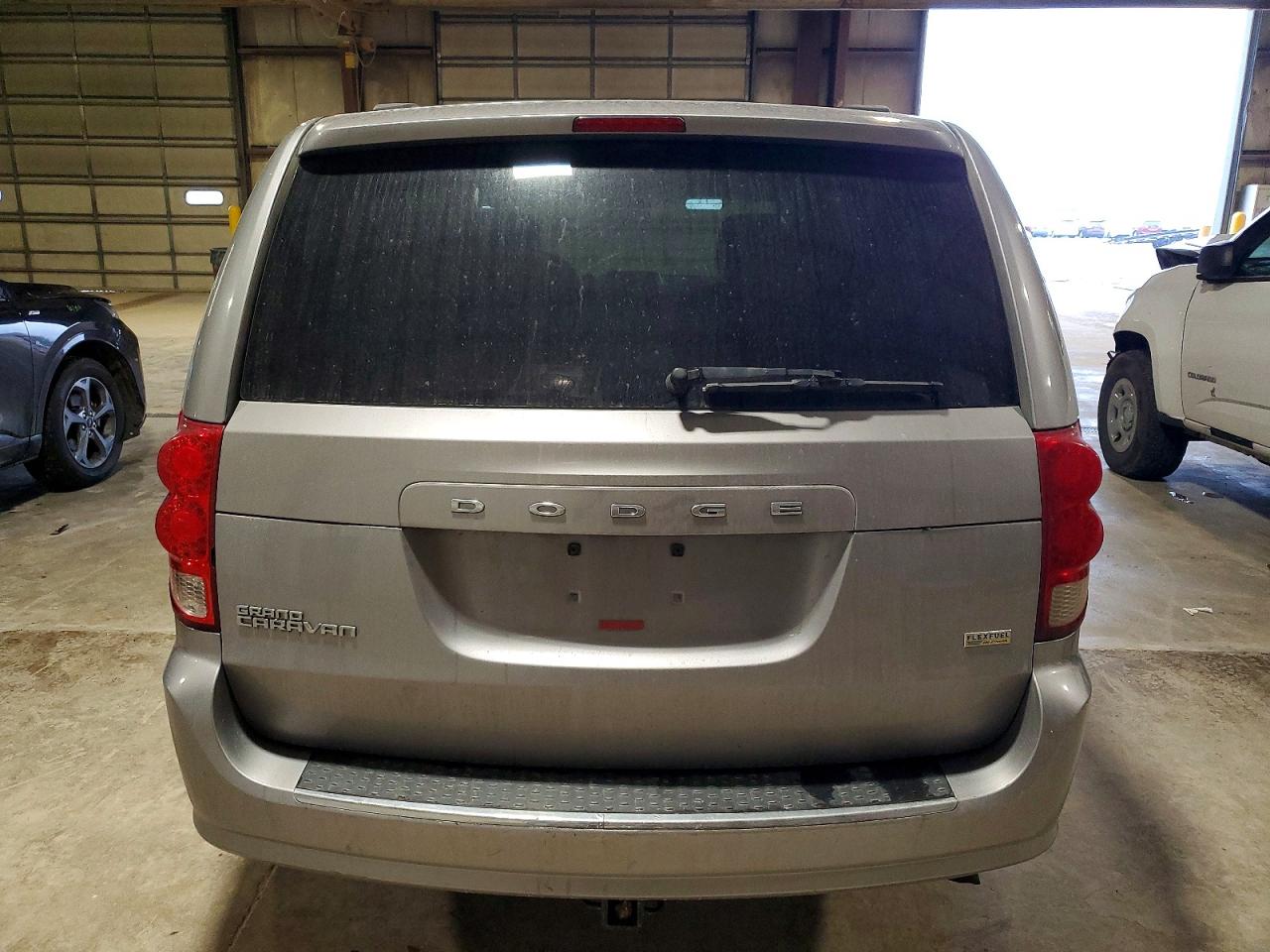 2013 DODGE GRAND CARAVAN SXT photo 6