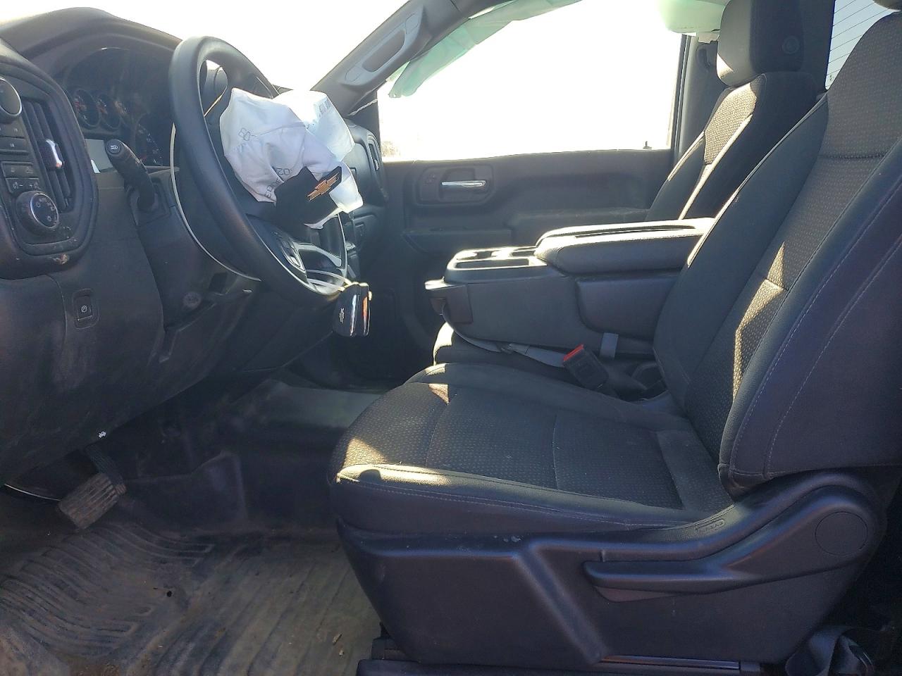 2024 CHEVROLET SILVERADO K2500 HEAVY DUTY photo 7