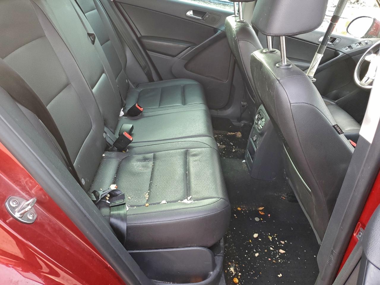2013 VOLKSWAGEN TIGUAN S photo 11