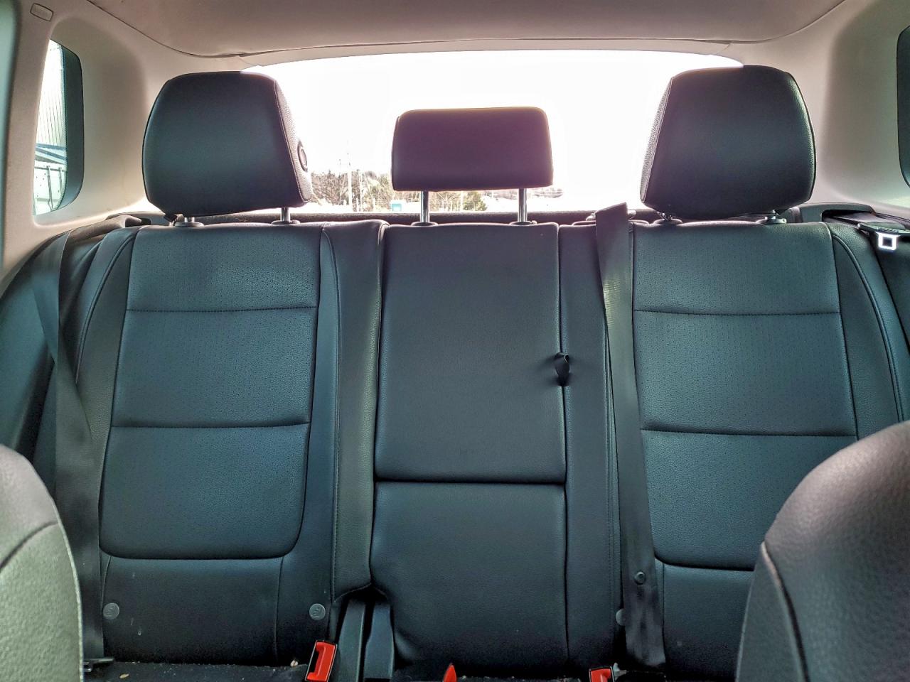2013 VOLKSWAGEN TIGUAN S photo 10