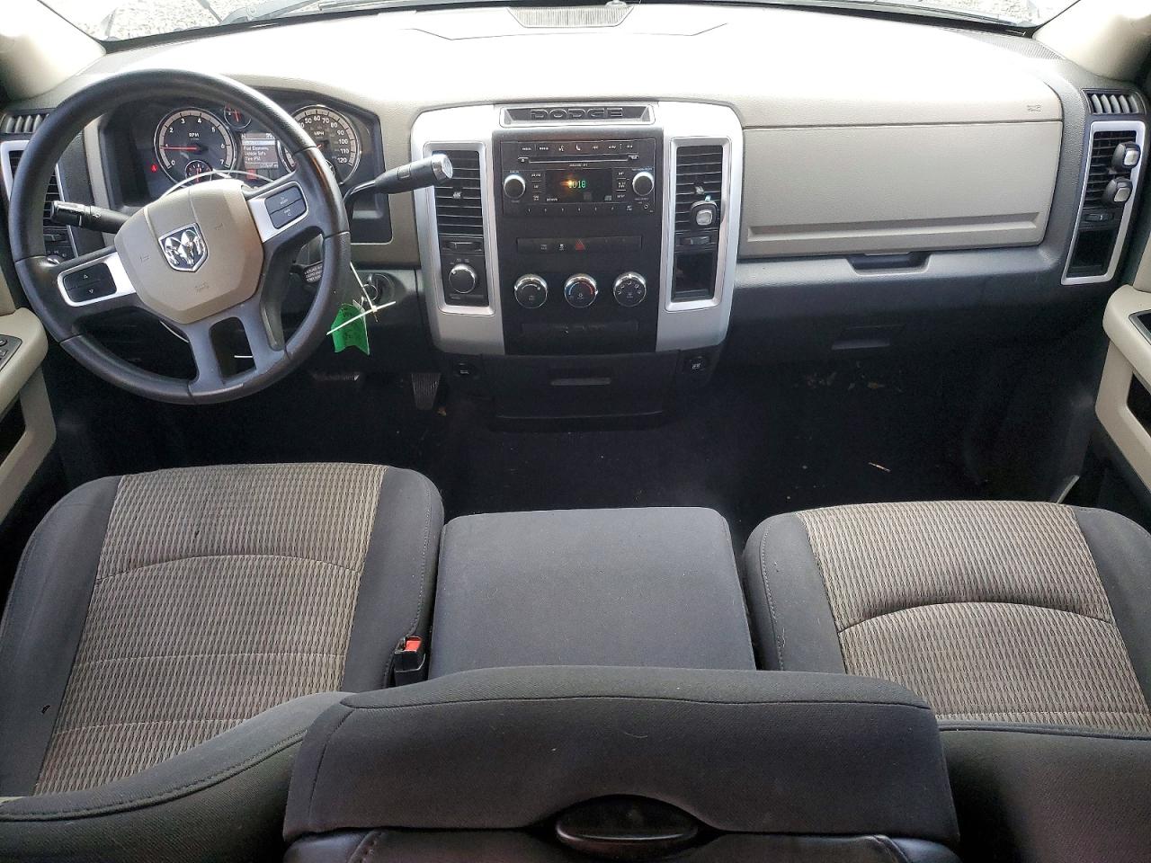2010 DODGE RAM 1500 photo 8