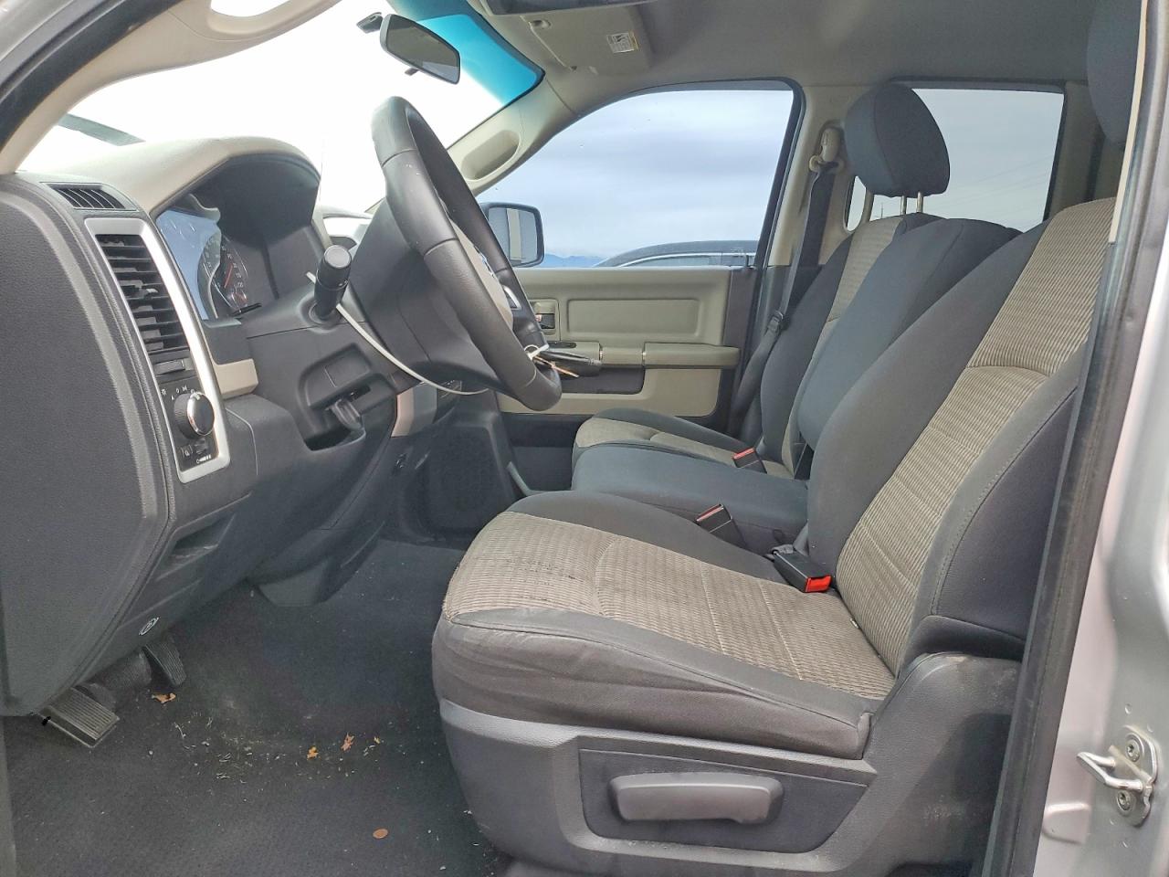 2010 DODGE RAM 1500 photo 7