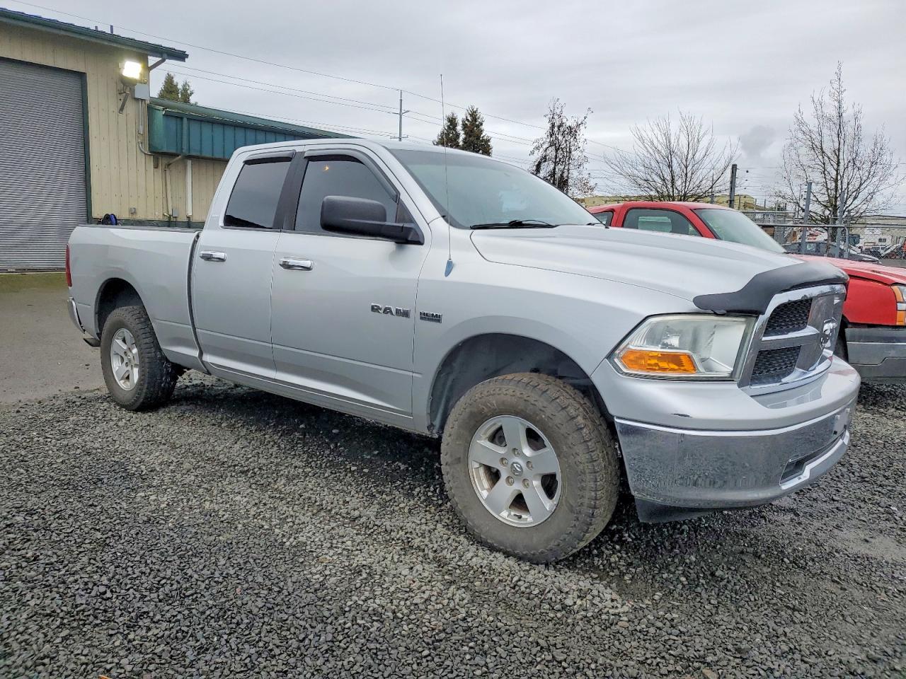 2010 DODGE RAM 1500 photo 4