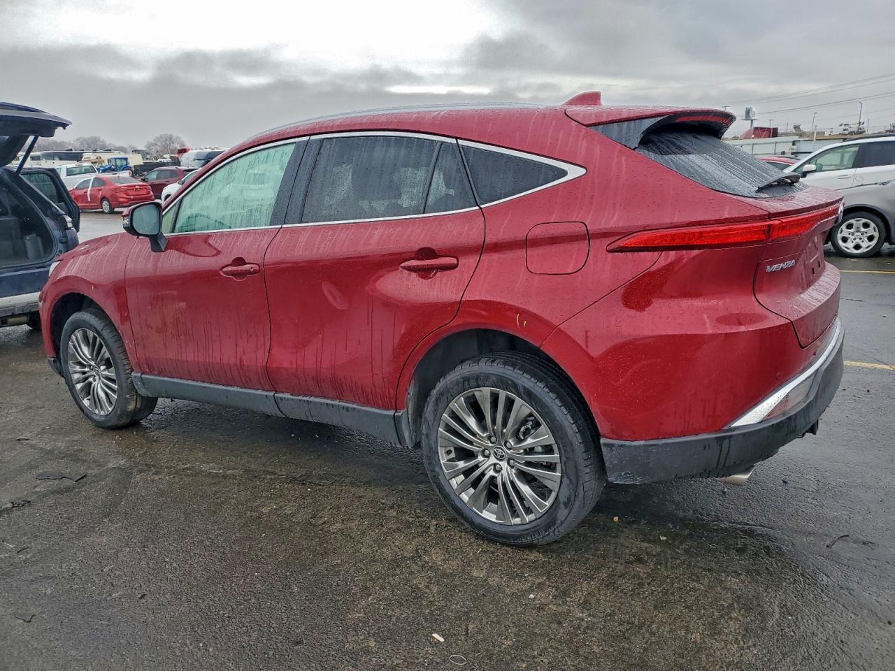 2023 TOYOTA VENZA LE photo 2