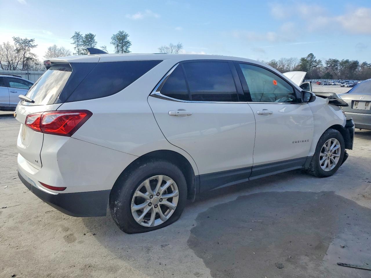 2018 CHEVROLET EQUINOX photo 3