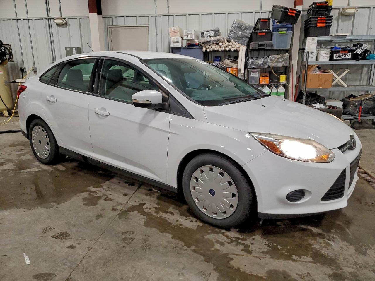 2014 FORD FOCUS SE photo 4