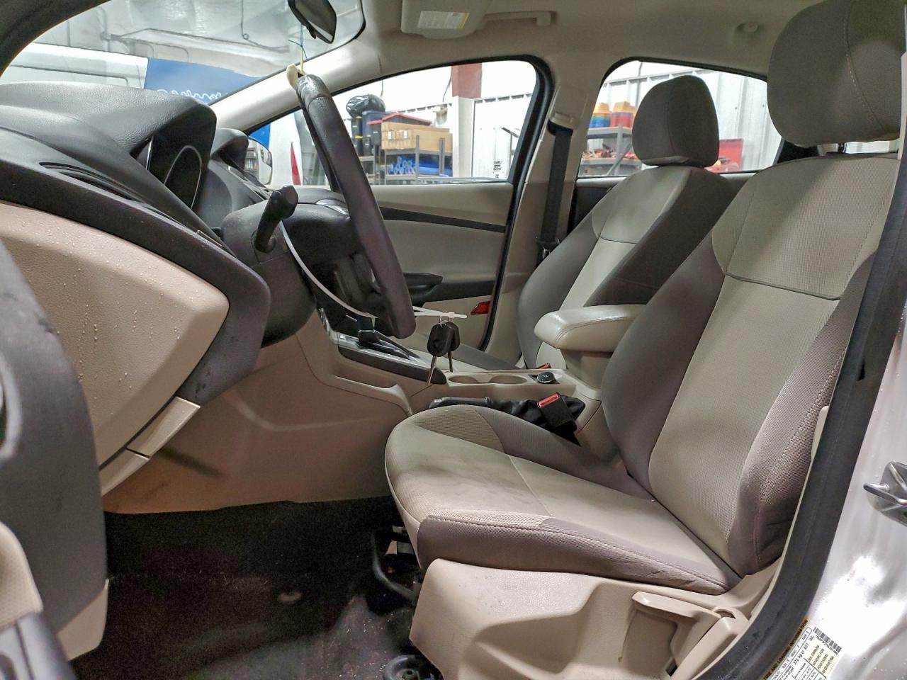 2014 FORD FOCUS SE photo 7
