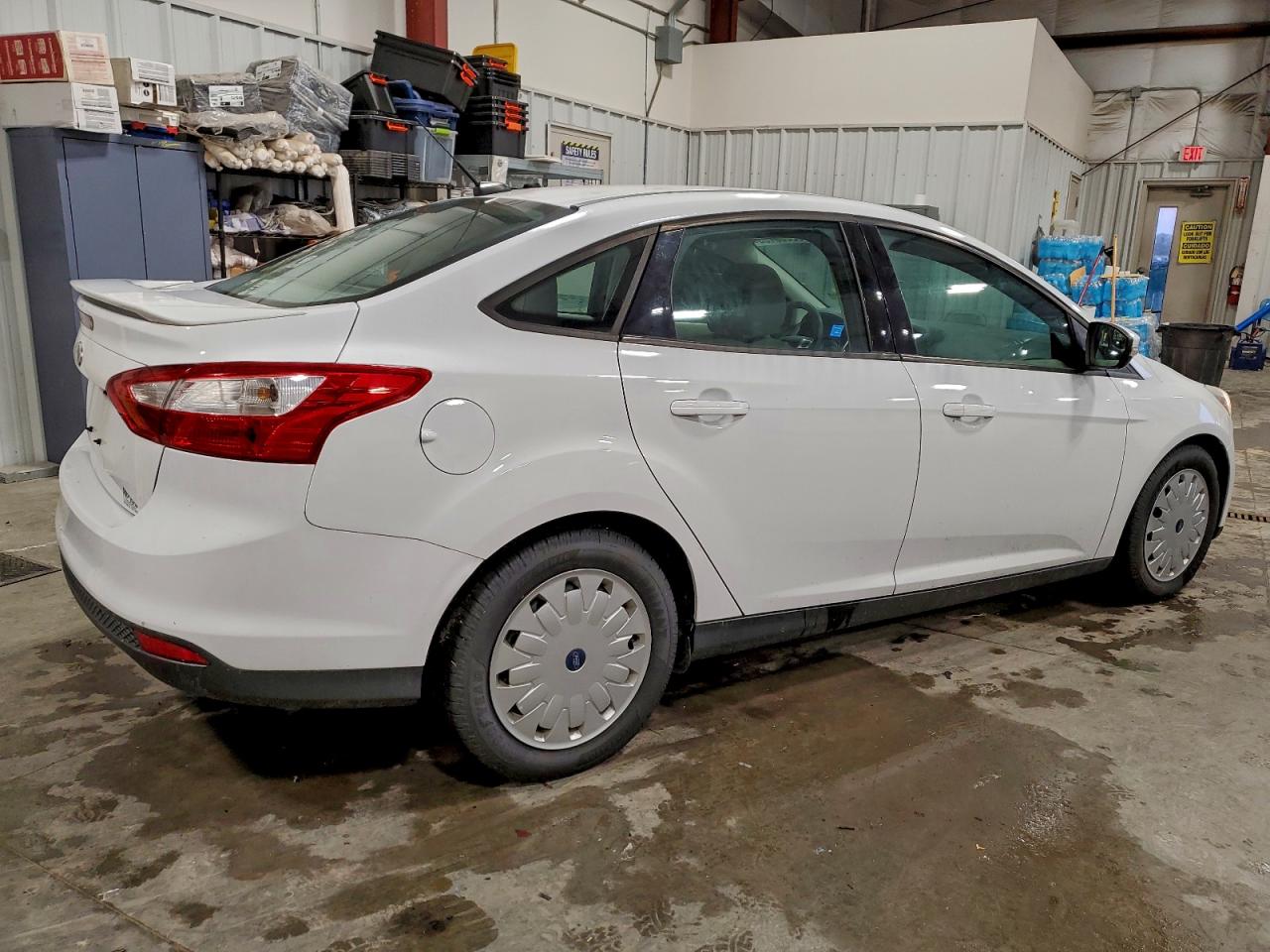2014 FORD FOCUS SE photo 3