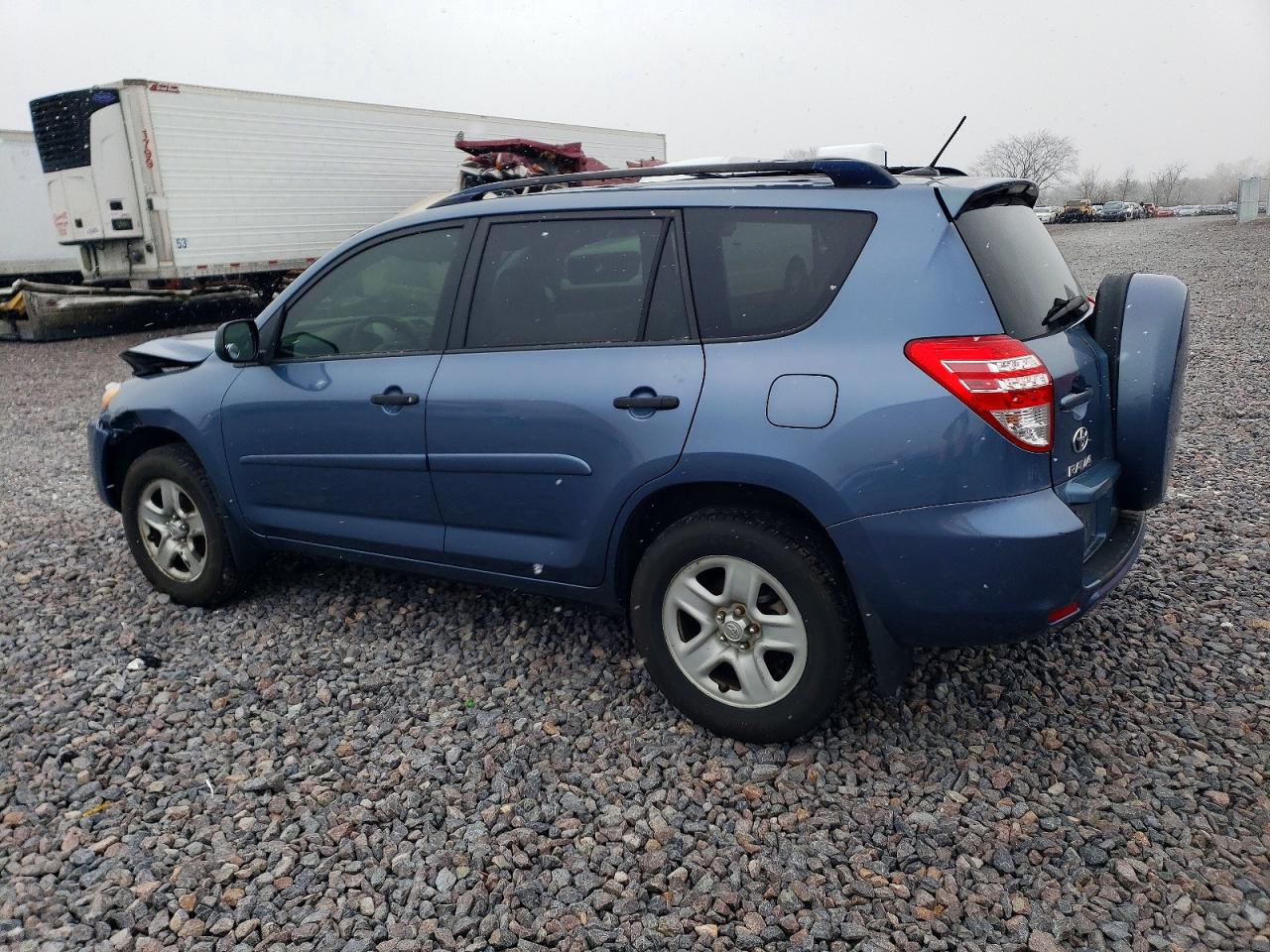 2012 TOYOTA RAV4 photo 3